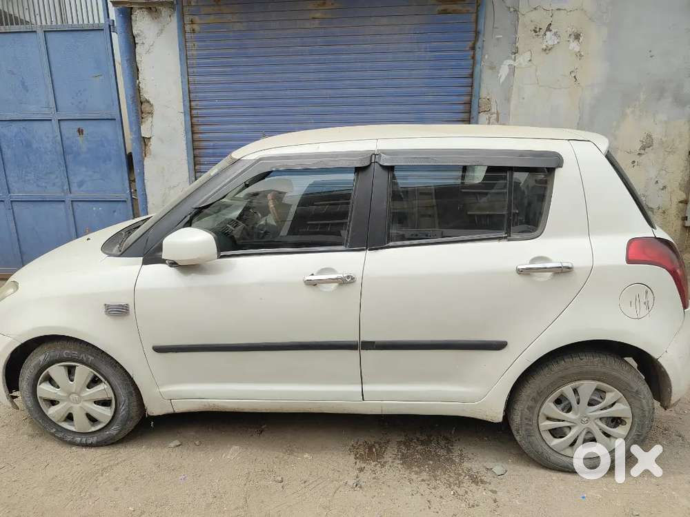 Maruti Suzuki Swift 2011 Diesel Manual Second Owner