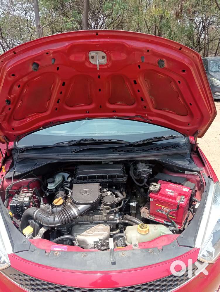 Tata Tiago 1.2 Revotron Xza, 2018, Petrol