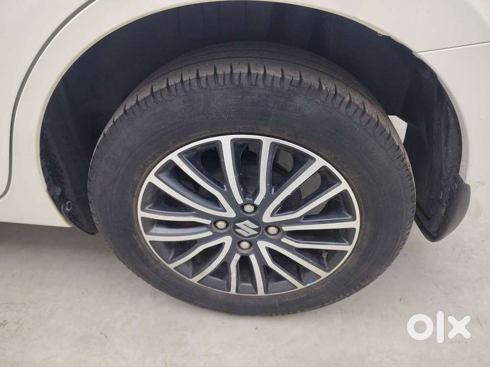 Maruti Suzuki Dzire 1.2 Zxi Plus Amt, 2018, Petrol