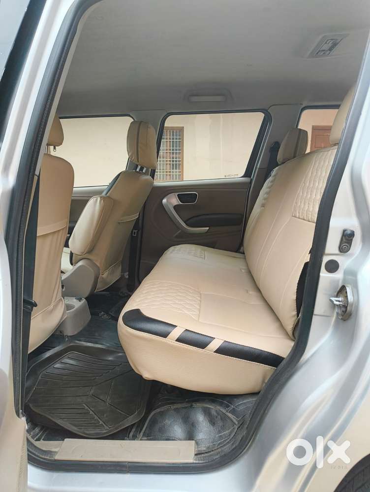 Mahindra Tuv 300 T10, 2017, Diesel
