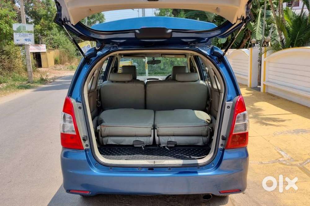 Toyota Innova 2.5 Vx 8 Str Bs-iii, 2012, Diesel