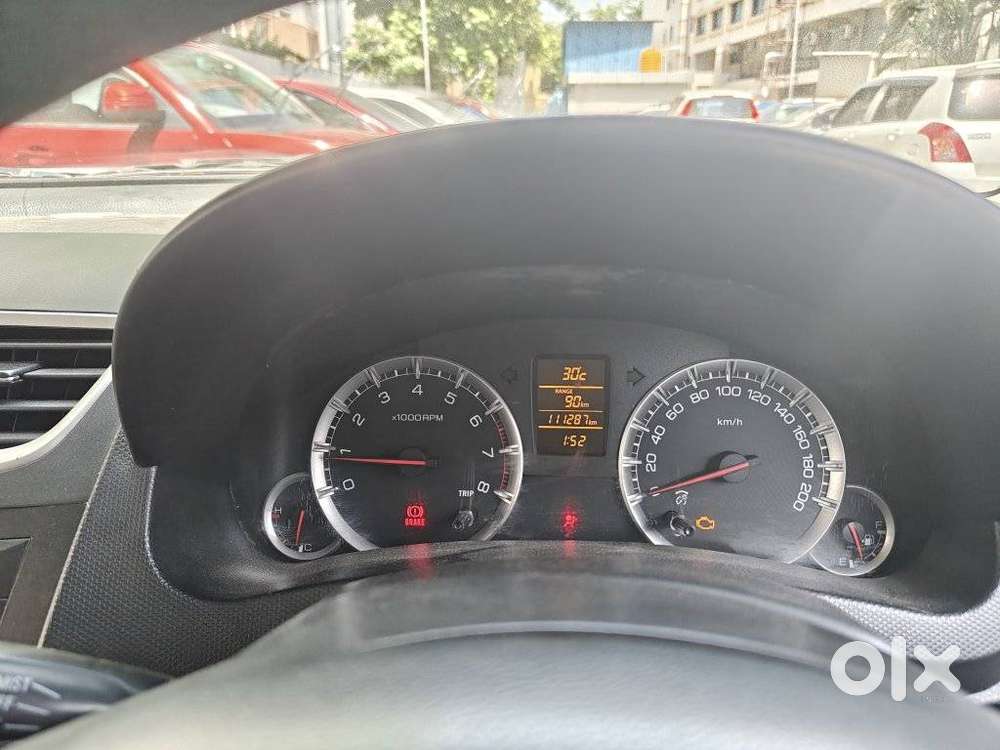 Maruti Suzuki Swift Zxi, 2015, Petrol