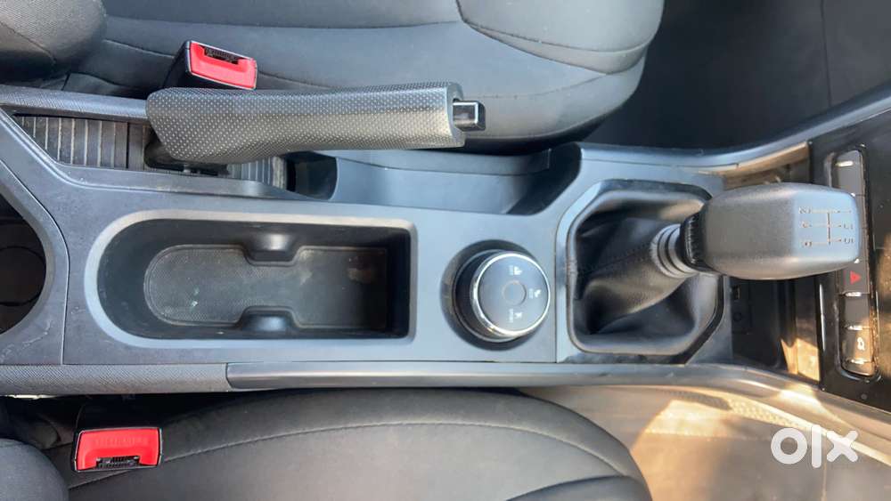 Tata Nexon Smart Plus S 1.2 Revotron Petrol 5 Mt, 2024, Petrol