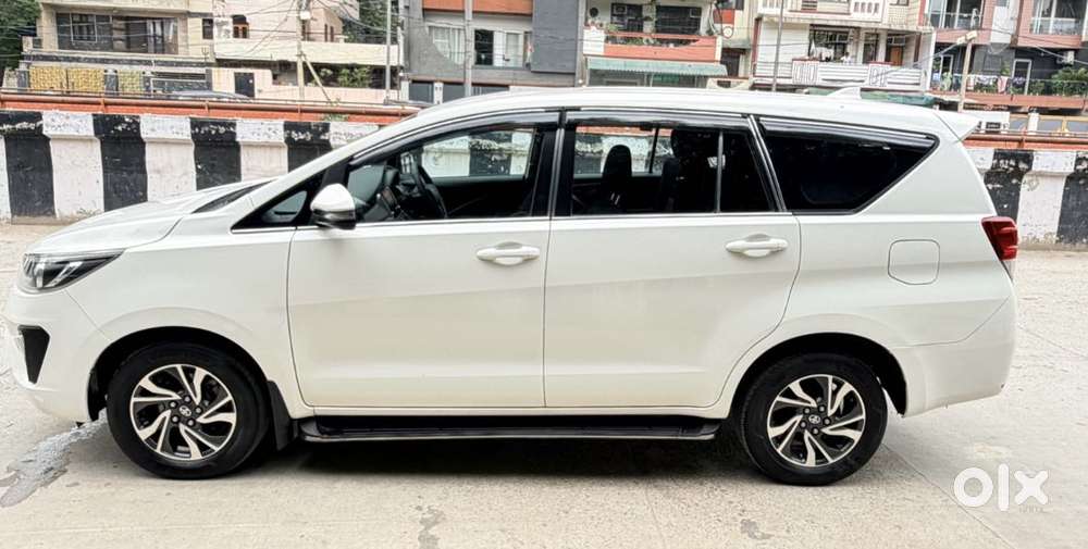Toyota Innova Crysta [2020-ongoing] 2.4 Gx At 7 Str, 2021, Diesel