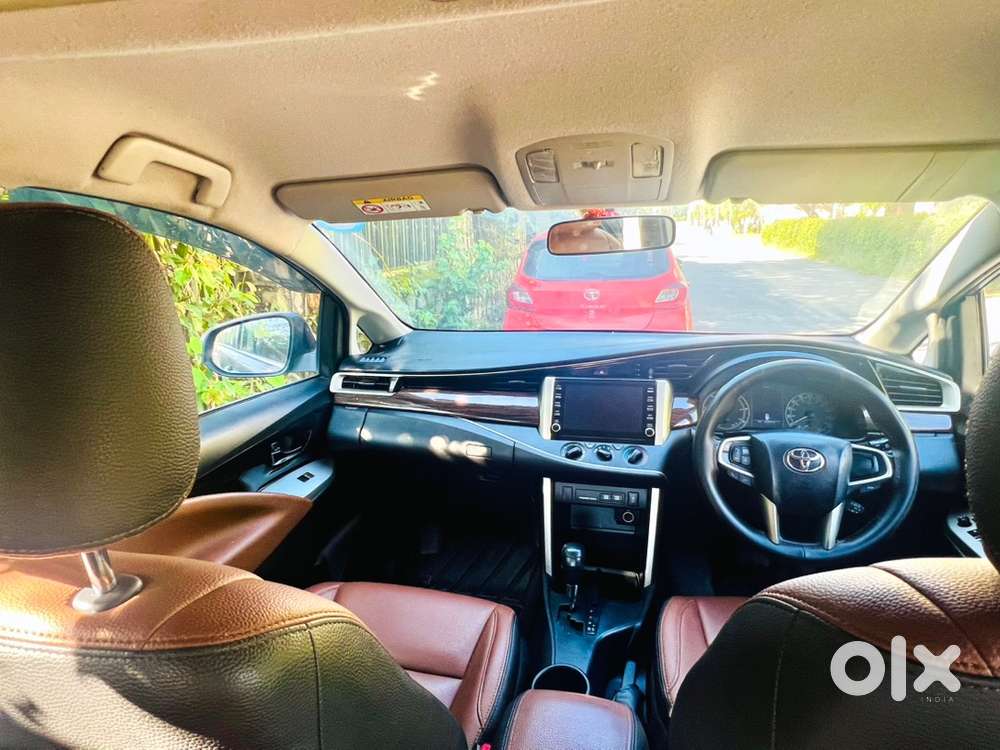 Toyota Innova Crysta 2022