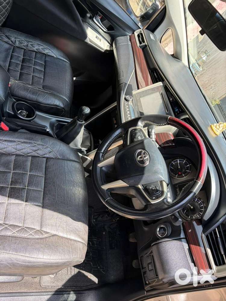 Toyota Innova Crysta 2016 Diesel 61000 Km Driven