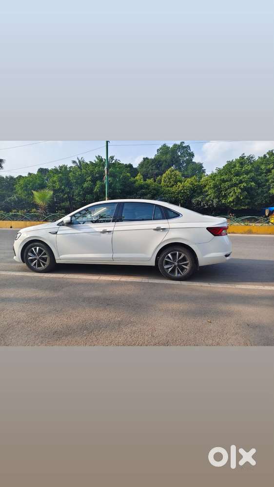 Skoda Slavia 1.0 Tsi Style, 2022, Petrol