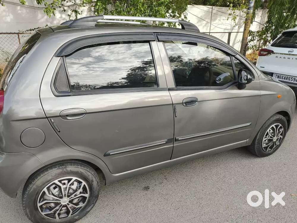 Chevrolet Spark 2011 Petrol 85000 Km Driven