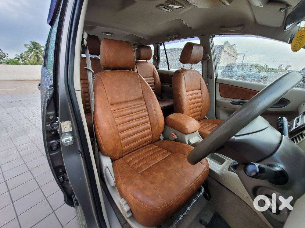Toyota Innova 2.5 G (diesel) 7 Seater, 2011, Diesel