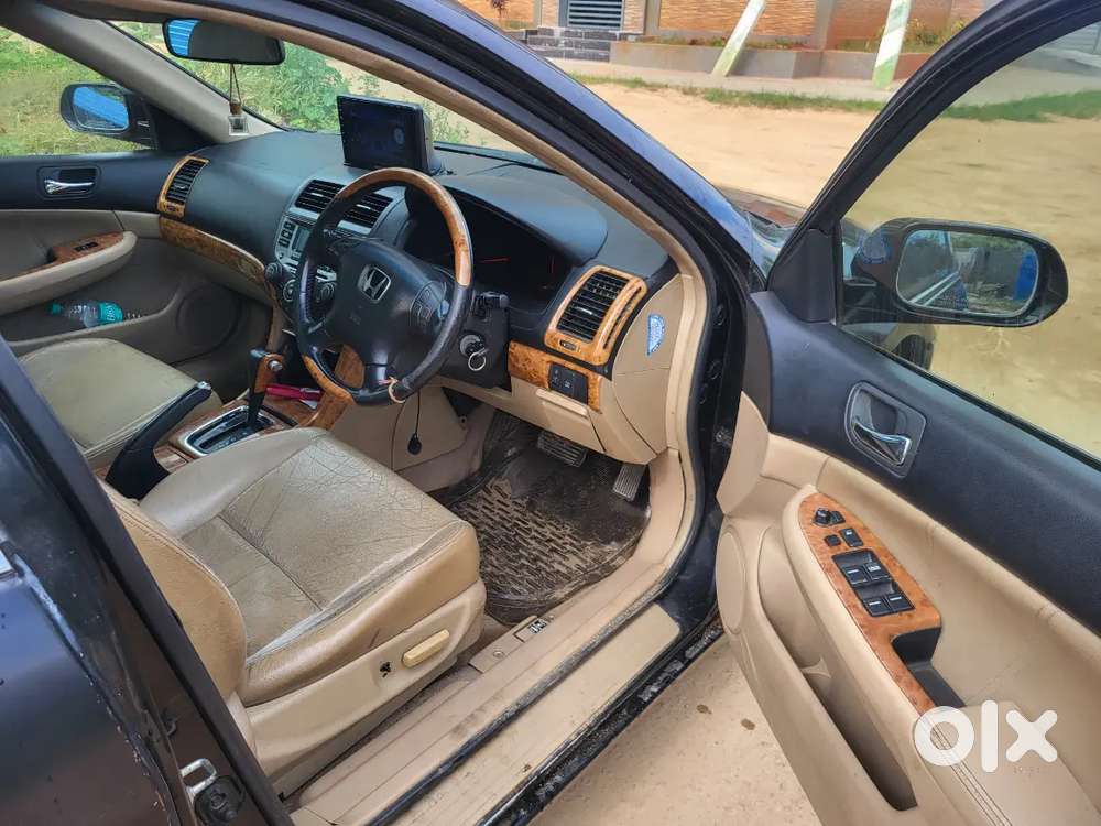 Honda Accord V6 3.0 Automatic With Sunroof And Woofers Urgent Sale