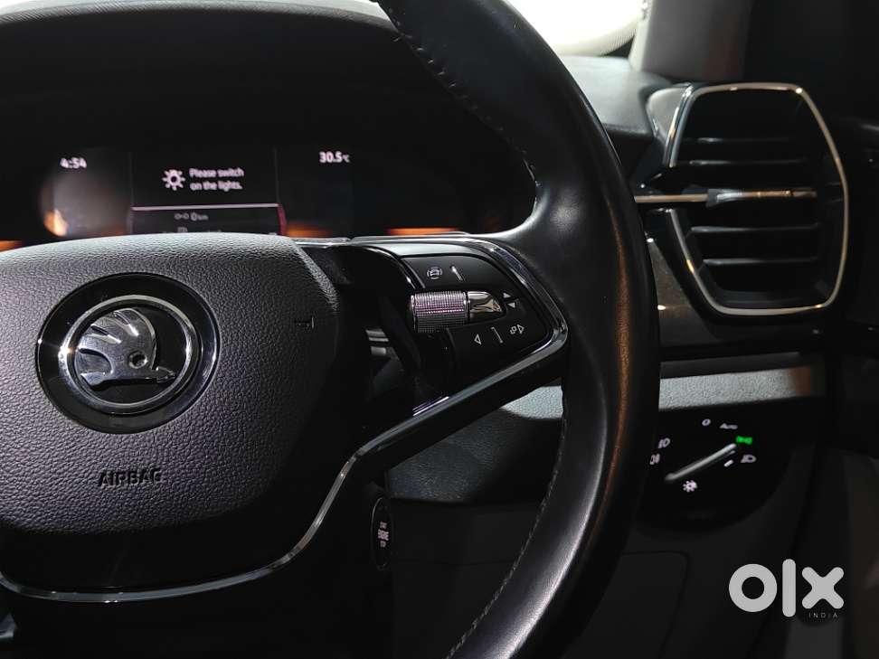 Skoda Kushaq 1.0 Tsi Style At, 2024, Petrol