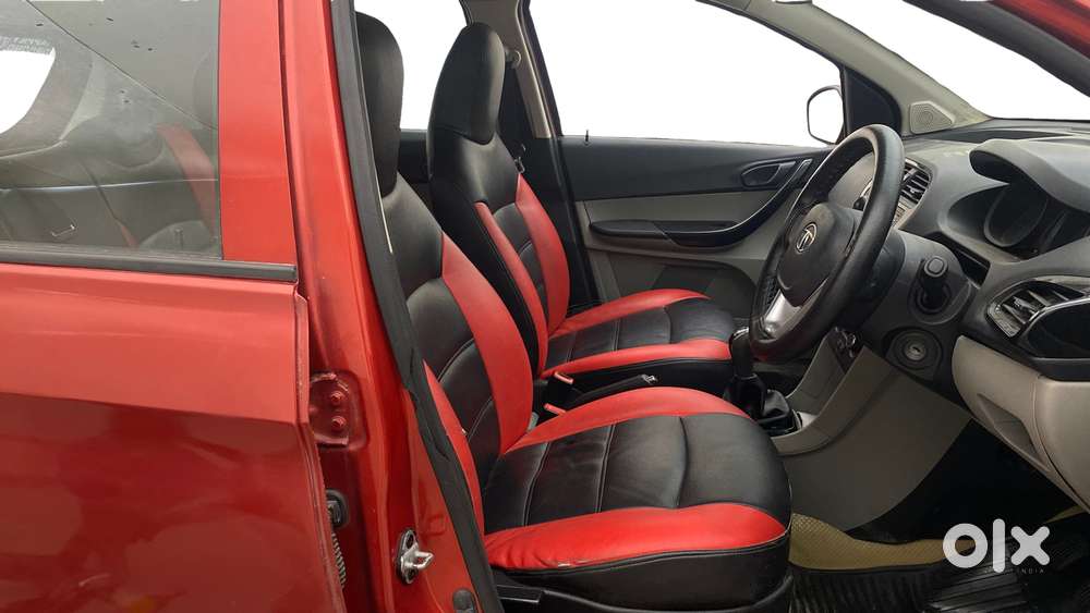 Tata Tiago 1.2 Revotron Xt, 2017, Petrol