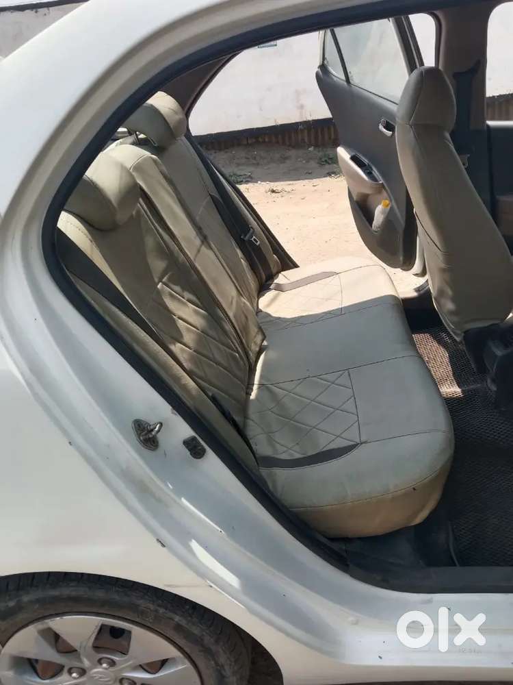 Hyundai Xcent 2015 Diesel 93000 Km Driven