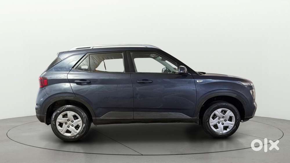 Hyundai Venue 1.2 S Plus, 2021, Petrol