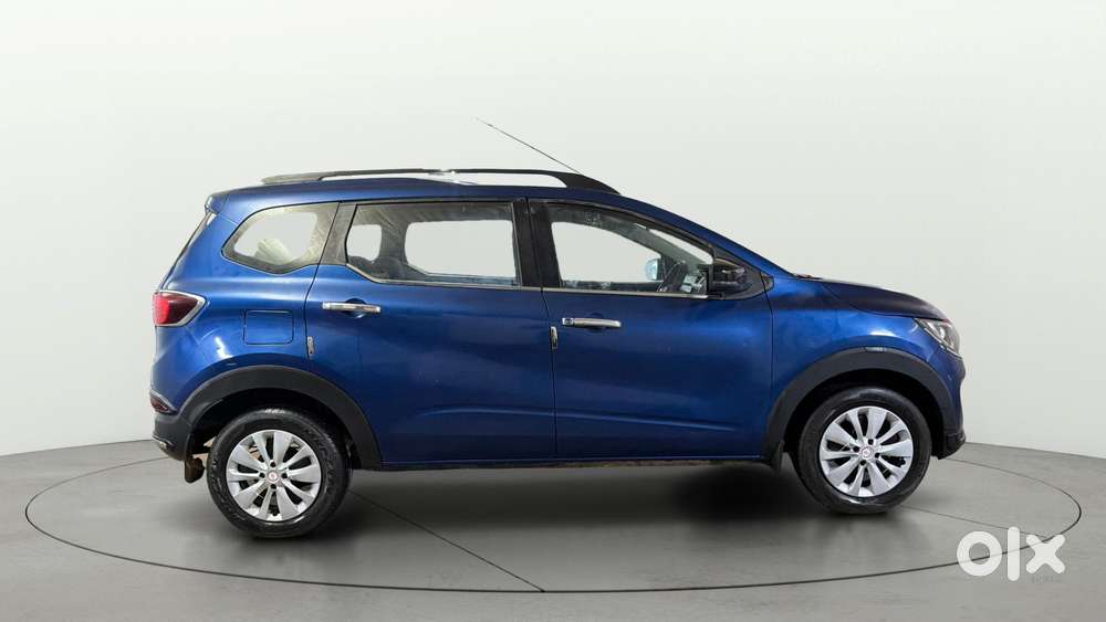 Renault Triber Rxz, 2021, Petrol