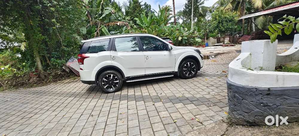 Mahindra Xuv500 2018 W11 (o) At Awd