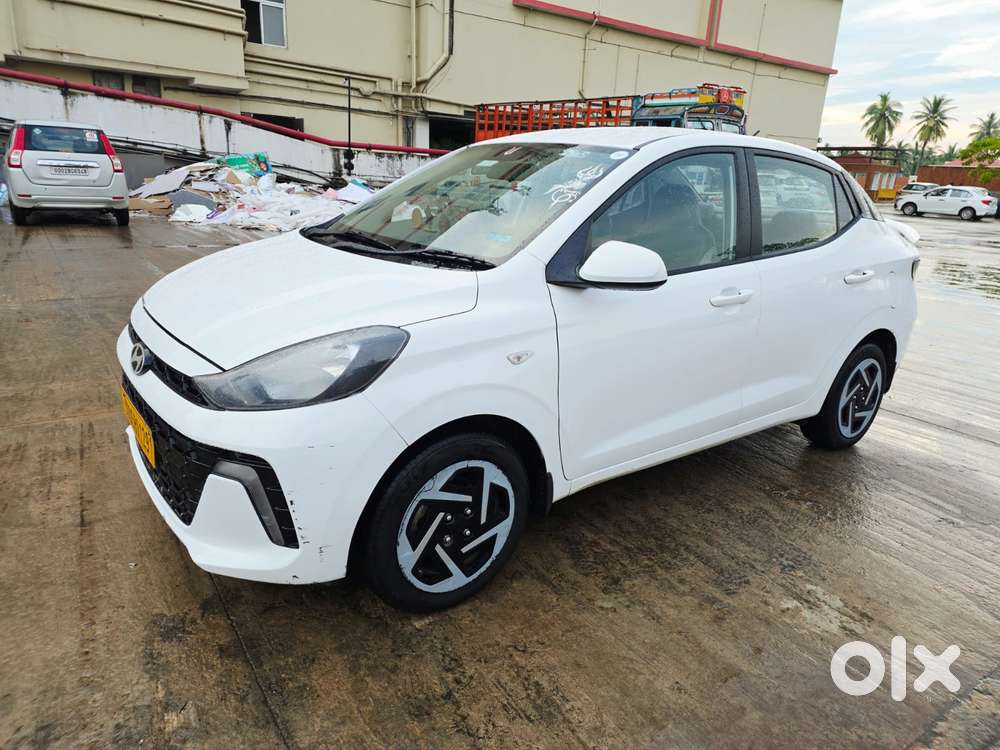 Hyundai Aura 1.0 Sx Plus Petrol, 2024, Cng & Hybrids