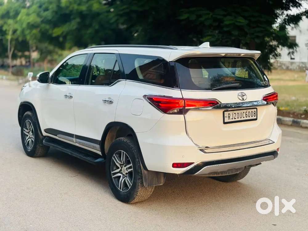 Toyoto Fortuner