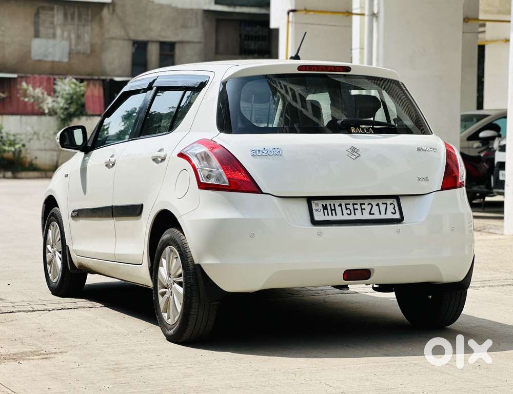 Maruti Suzuki Swift Vxi Optional, 2016, Petrol
