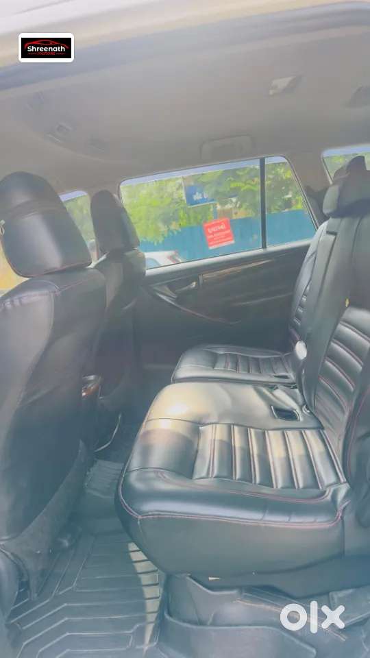 Toyota Innova Crysta [2020-ongoing] 2.4 Gx 8 Str, 2022, Diesel