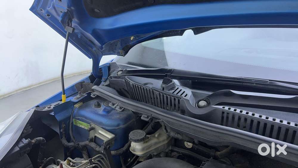 Tata Nexon 1.2 Revotron Xz Plus Dual Tone, 2018, Petrol