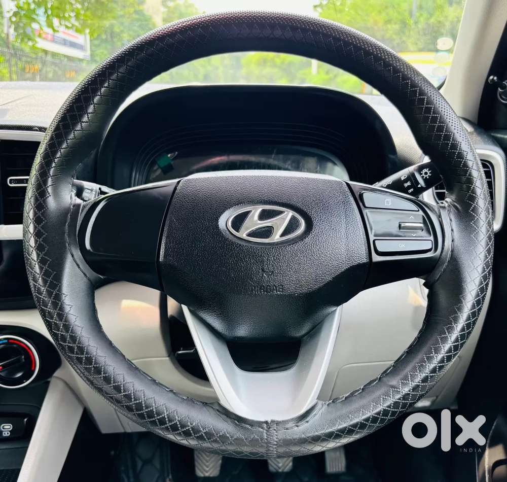 Hyundai Venue, 2025, Petrol