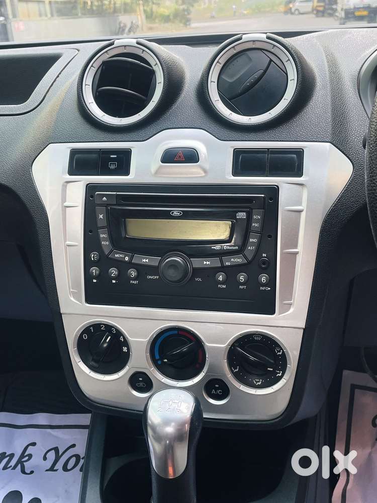 Ford Figo Petrol Zxi, 2015, Petrol