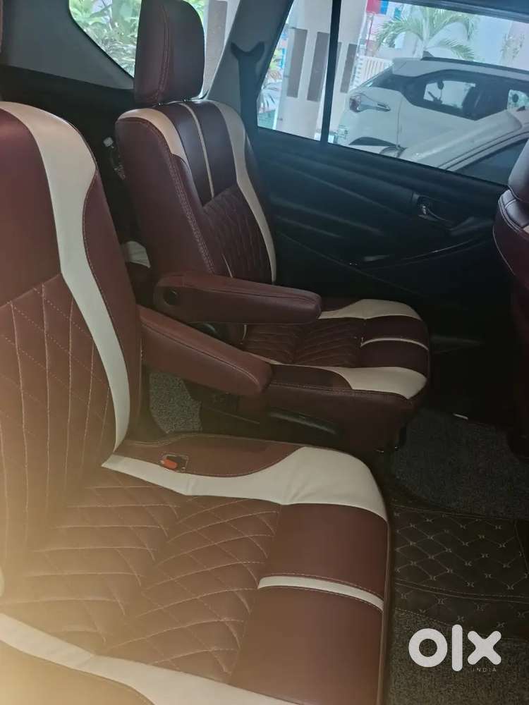 Toyota Innova Crysta 2025 Oct Urgent Sale