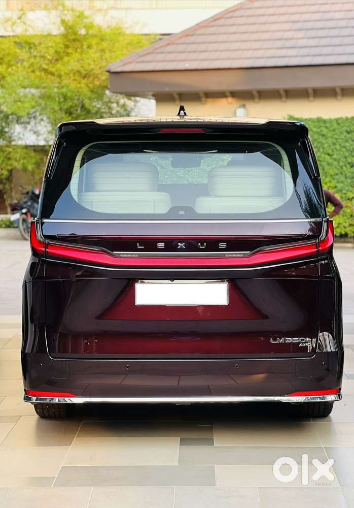 Lexus Lm 350h 7 Seater Vip, 2026, Petrol