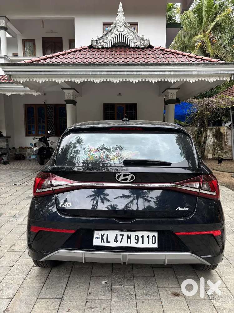 Hyudai I20 Asta Ivt
