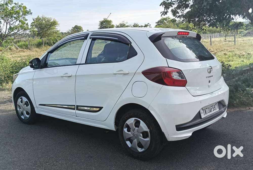 Tata Tiago, 2022, Petrol