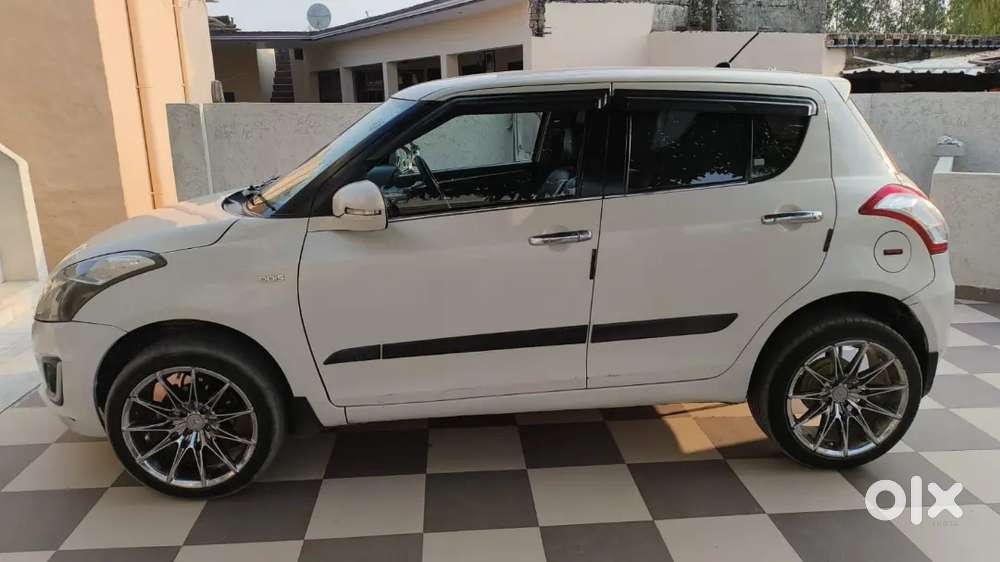 Maruti Suzuki Swift 2015 Diesel Well Maintained