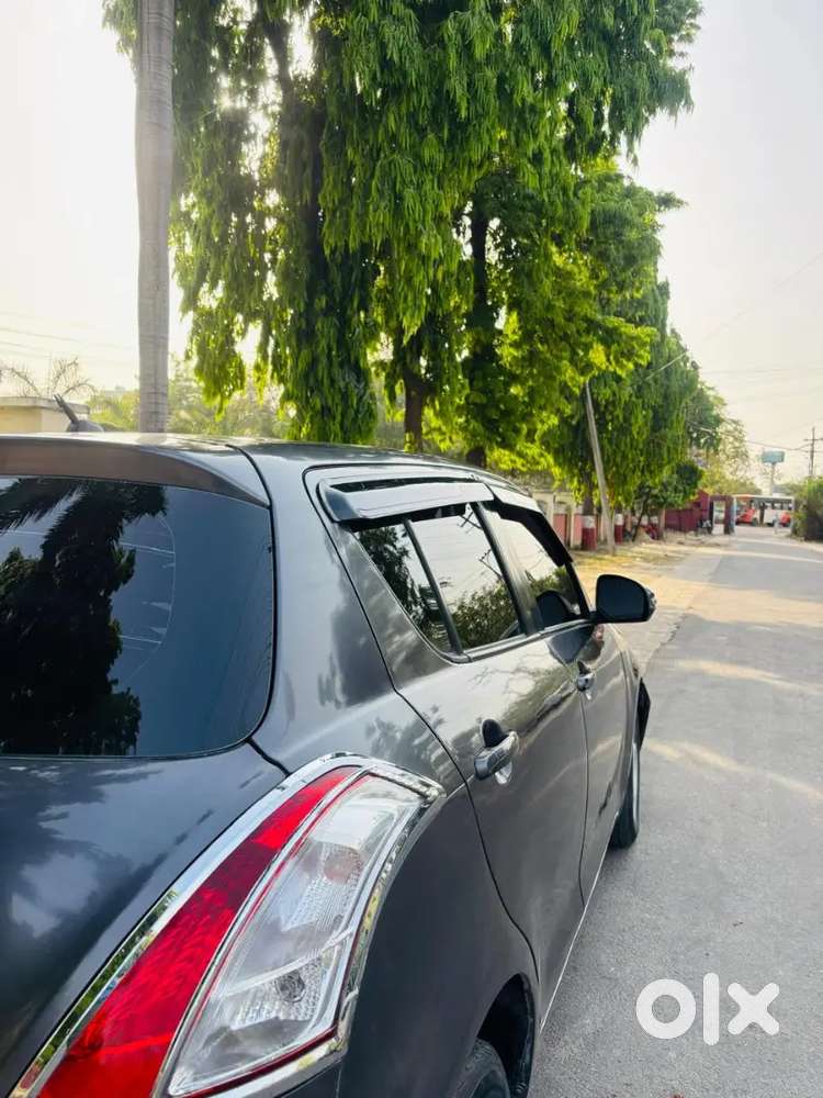 Maruti Suzuki Swift 2017 Diesel 82600 Km Driven