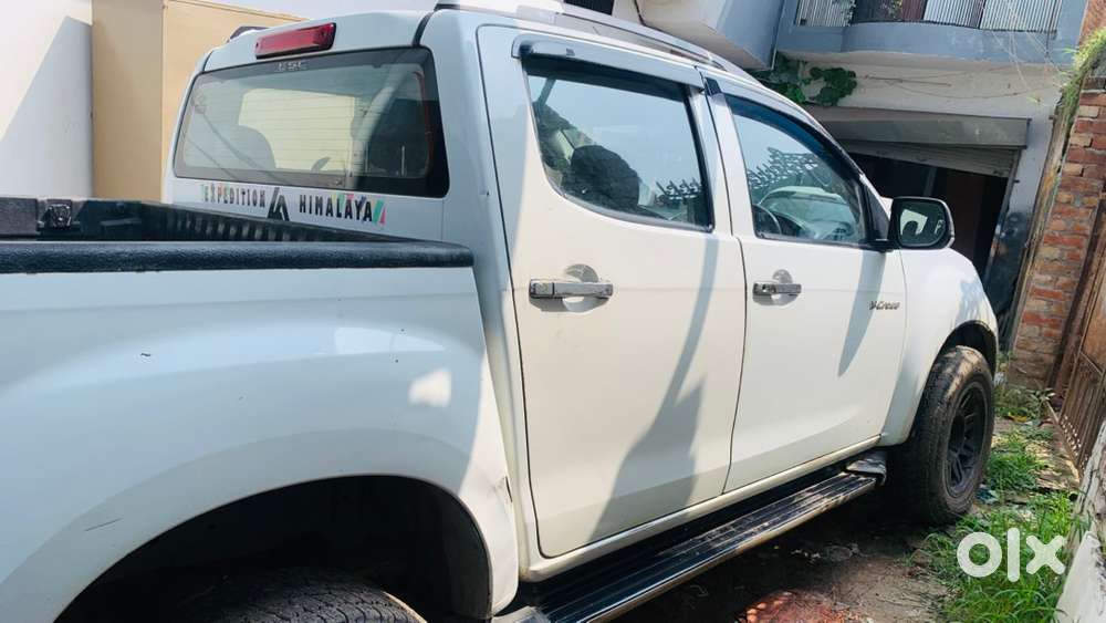 Isuzu Dmax Vcross High 4*4