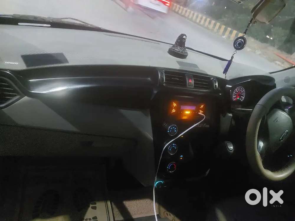 Mahindra Kuv100 Nxt 2016