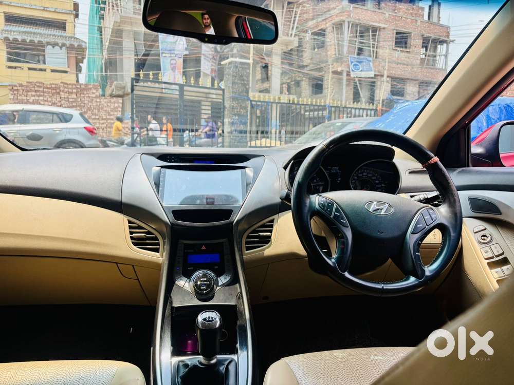 Hyundai Elantra 1.8 Sx Mt, 2013, Petrol