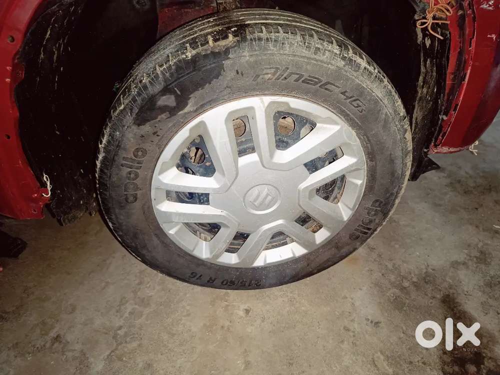 Maruti Suzuki Brezza Lxi 10 Diesel Manual Year