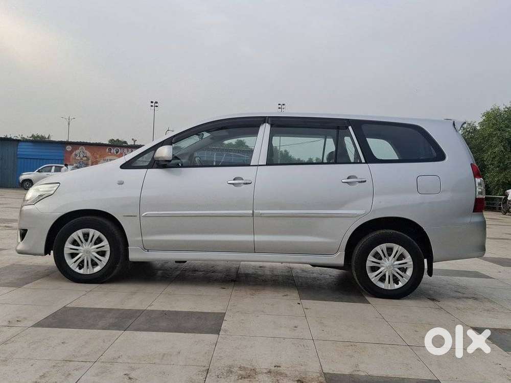 Toyota Innova 2.5 G (diesel) 8 Seater, 2013, Diesel