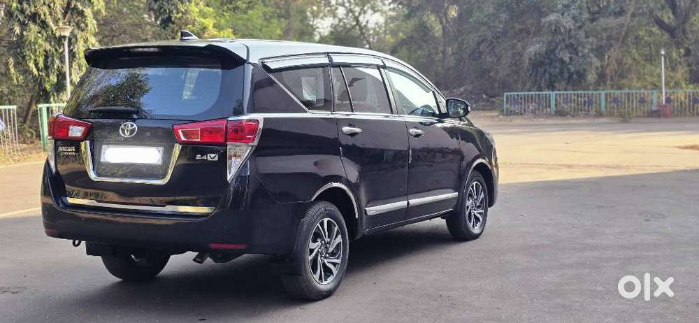 Toyota Innova Crysta [2020-ongoing] 2.4 Vx 8 Str, 2021, Diesel
