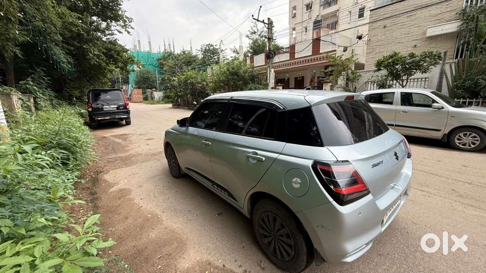 Maruti Suzuki Swift Vxi 2025