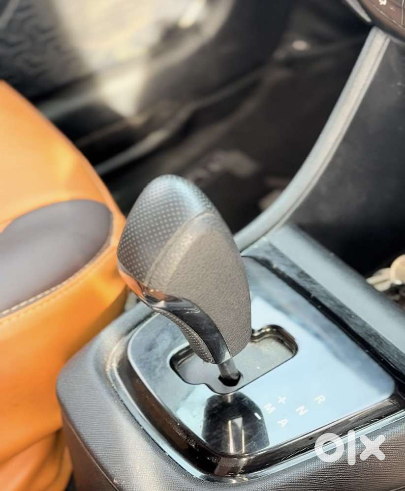 Tata Punch Accomplished Amt, 2021, Petrol