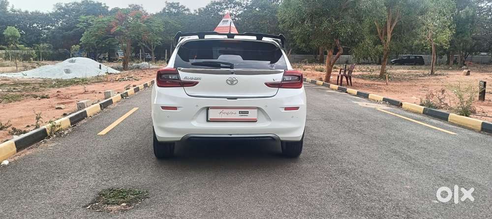 Toyota Glanza 1.2 V Amt, 2024, Petrol