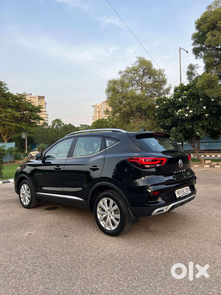 Mg Astor Shine 1.5 Mt (ivory), 2025, Petrol