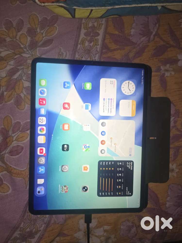 Iphone pro (4th generation) 120hz exchange and sale