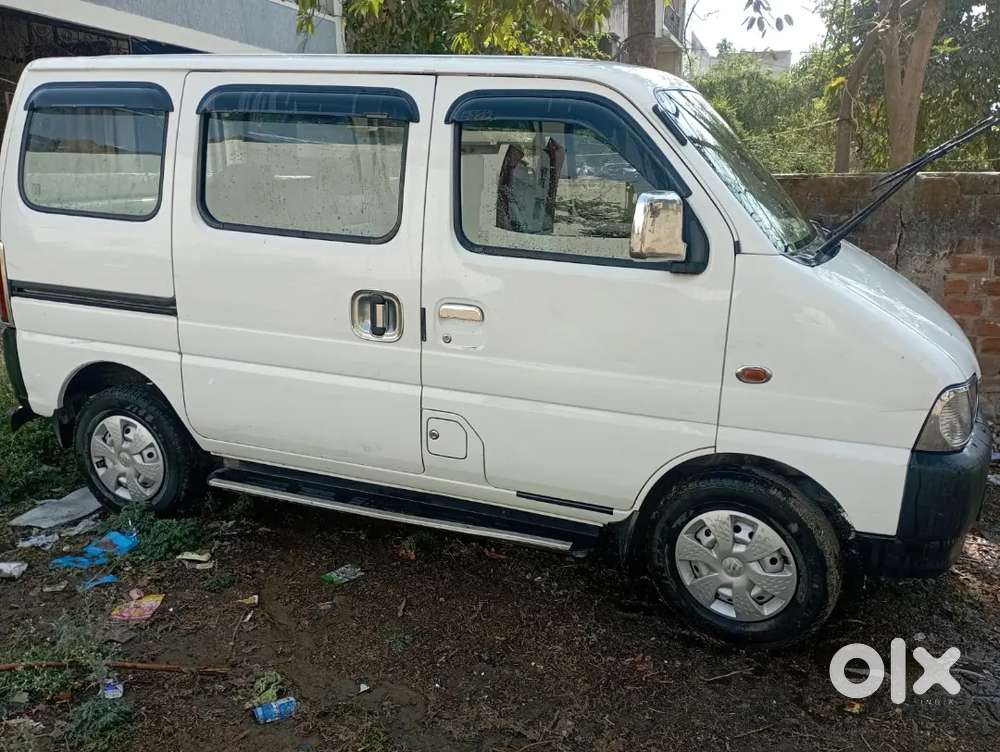 Maruti Suzuki Eeco 2023 Sep. 5 Str Ac Cng & Petrol 15355 Km Driven