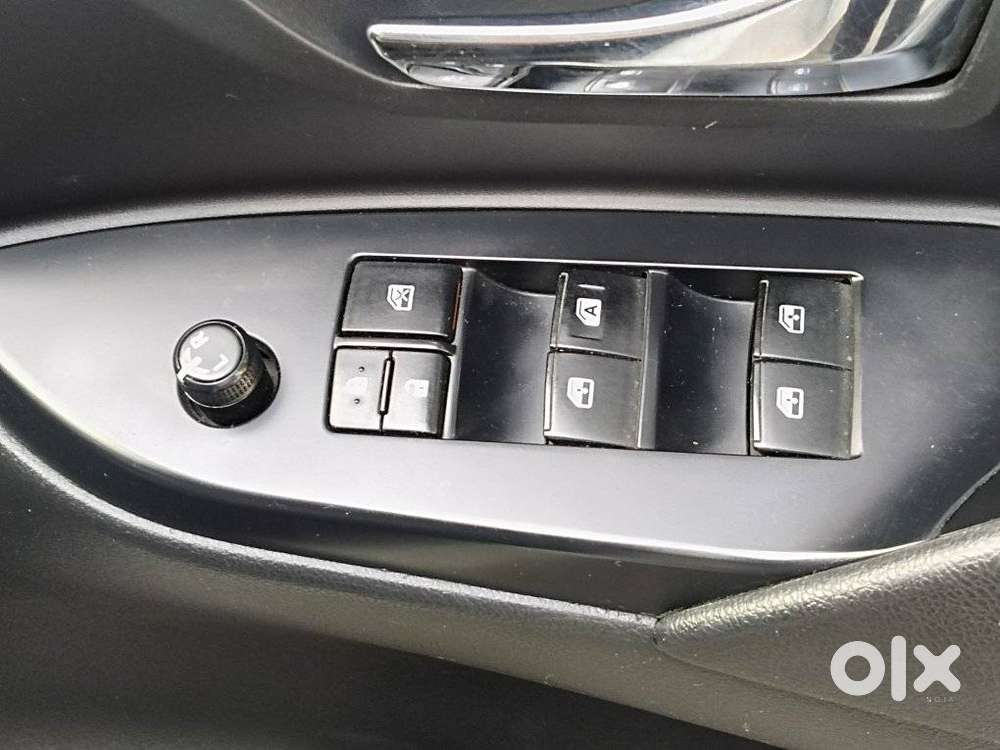 Toyota Innova Crysta 2.4 G Mt, 2016, Diesel