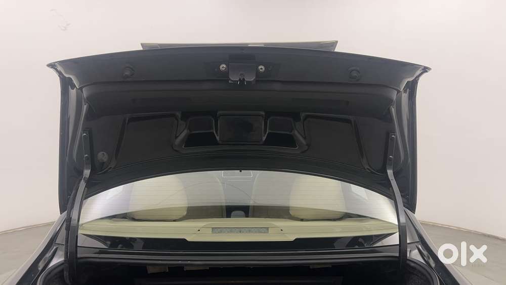 Skoda Rapid 1.0 Ambition Tsi At, 2021, Petrol