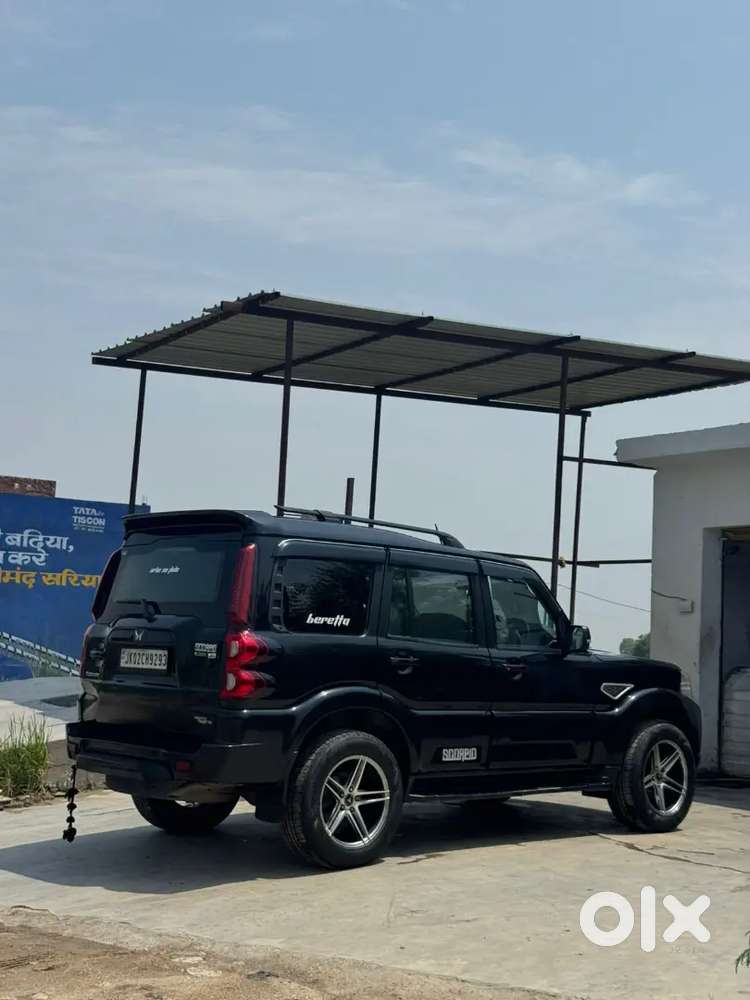 Mahindra Scorpio Classic 2019