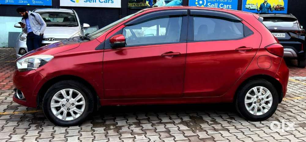 Tata Tiago, 2017, Petrol