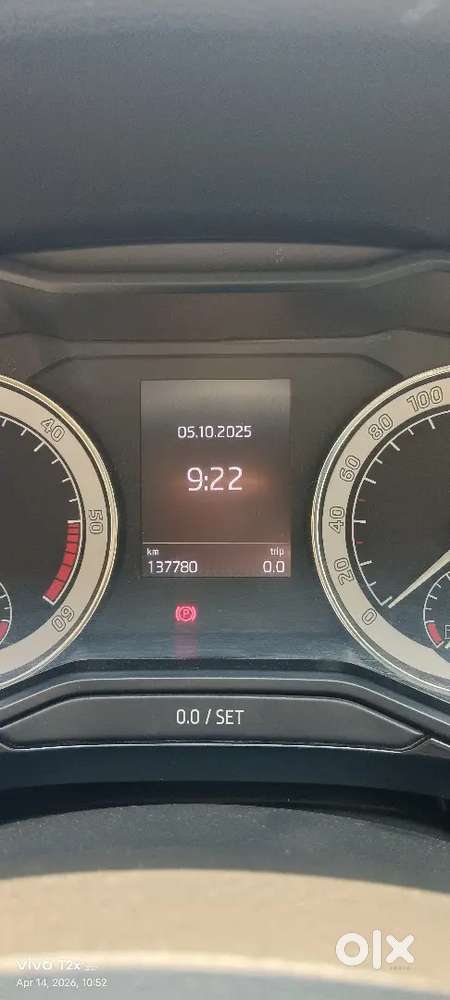 Skoda Superb 2017 Diesel 137780 Km Driven
